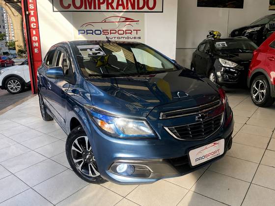 CHEVROLET ONIX 1.4 MPFI LTZ 8V FLEX 4P AUTOMÁTICO CHEVROLET ONIX 1.4 MPFI LTZ 8V FLEX 4P AUTOMÁTICO